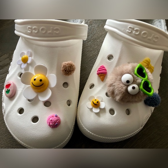 Charms - Picture 5 of 10